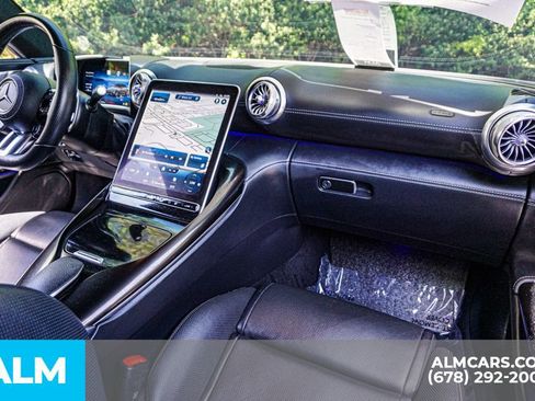 Used 2022 Mercedes-Benz SL 63 AMG 4MATIC image 31