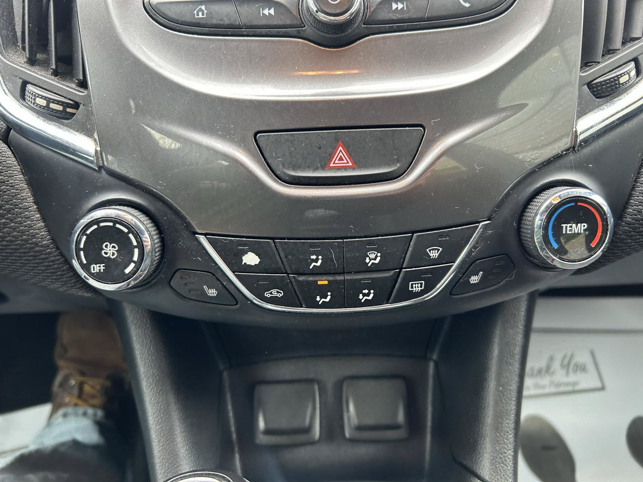 Used 2018 Chevrolet Cruze LT w/ Convenience Package FWD image 24