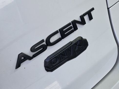Used 2023 Subaru Ascent Onyx Edition AWD/4WD image 12
