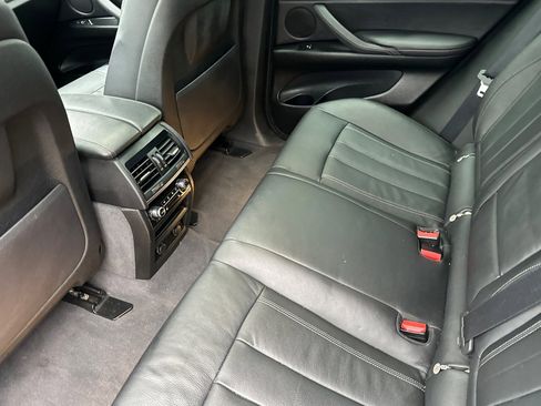 Used 2017 BMW X6 sDrive35i image 12