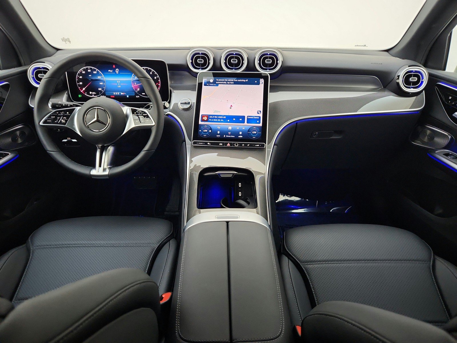 Used 2026 Mercedes-Benz GLC 300 image 34