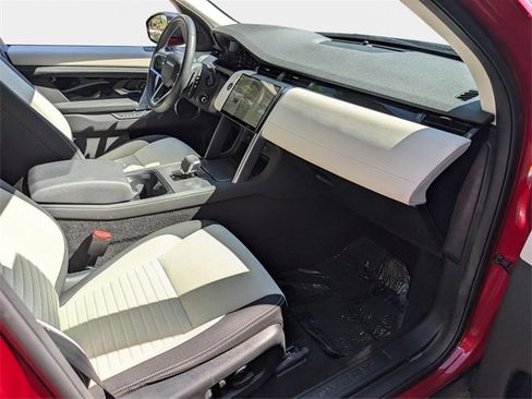 Used 2024 Land Rover Discovery Sport S image 9