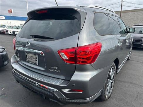 Used 2017 Nissan Pathfinder Platinum w/ Family Entertainment Package image 3