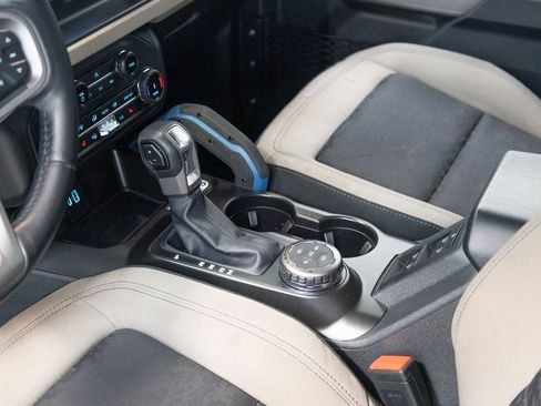 Used 2022 Ford Bronco Wildtrak image 10