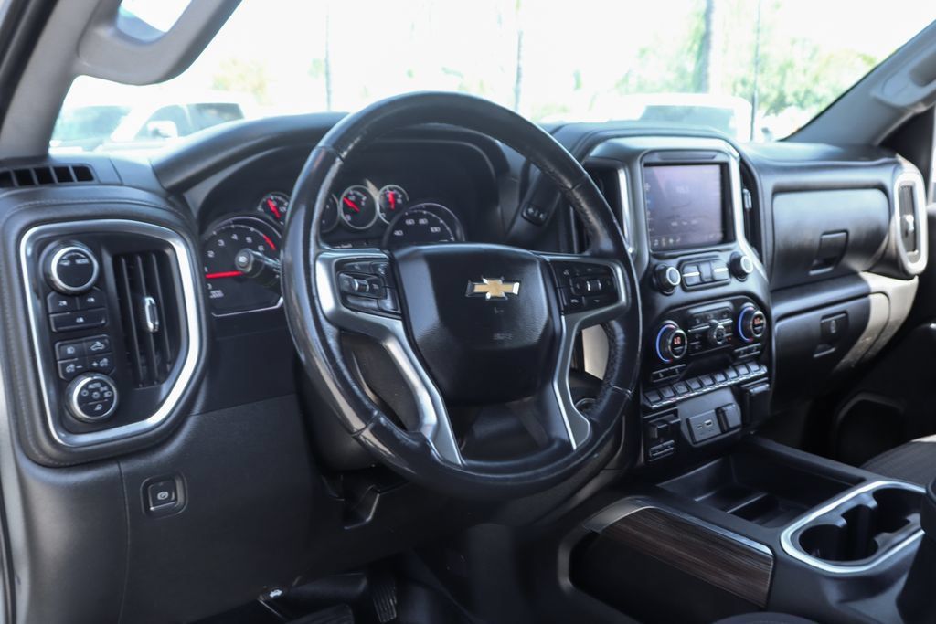 Used 2022 Chevrolet Silverado 2500 LT w/ Convenience Package AWD/4WD image 17