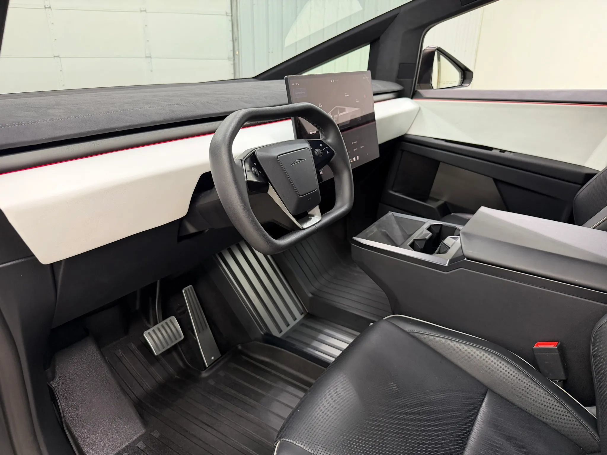Used 2024 Tesla Cybertruck Cyberbeast AWD/4WD image 12