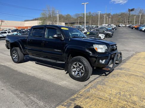 Used 2014 Toyota Tacoma 4x4 Double Cab w/ TRD Sport Package image 6