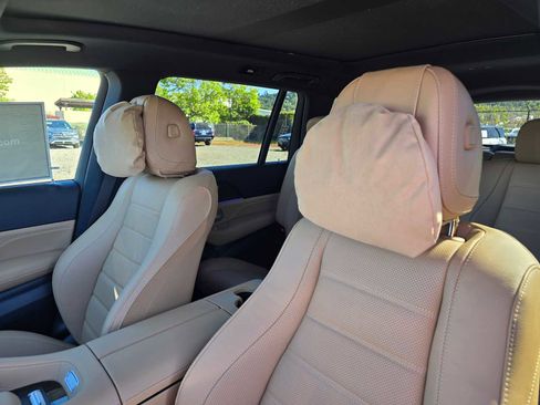 New 2026 Mercedes-Benz GLS 450 4MATIC image 23