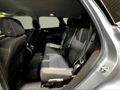 Used 2023 Chevrolet Blazer LT FWD image 21