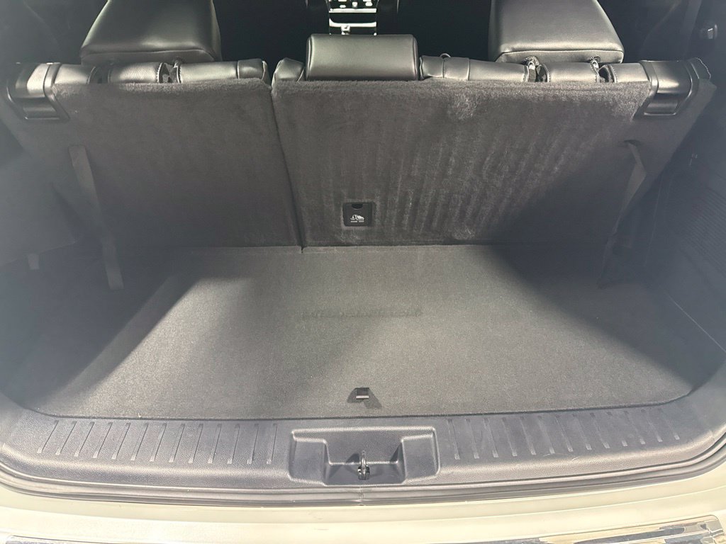 Used 2023 Toyota Highlander XSE AWD/4WD image 14