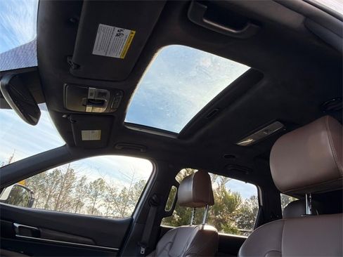 Used 2022 Kia Telluride SX w/ SX Prestige Package image 33