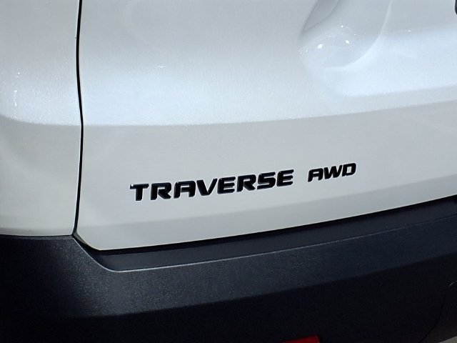 Used 2023 Chevrolet Traverse RS AWD/4WD image 28