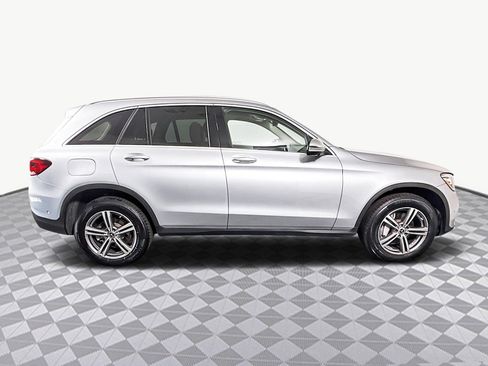 Used 2022 Mercedes-Benz GLC 300 w/ Premium Package Lite image 11