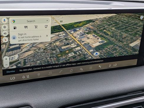 Used 2025 Nissan Armada Platinum Reserve image 18