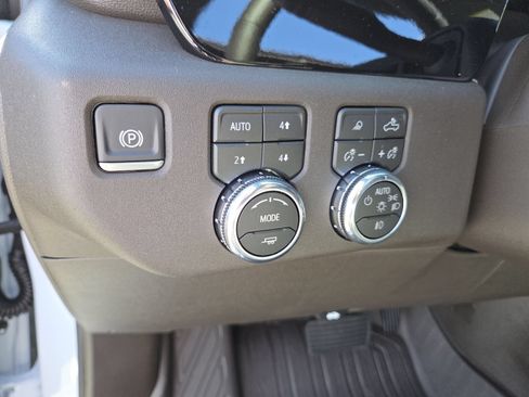 New 2026 GMC Sierra 1500 SLT w/ SLT Premium Plus Package AWD/4WD image 6