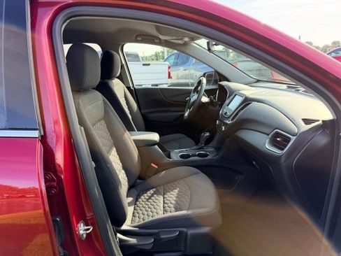 Used 2018 Chevrolet Equinox LT FWD image 11