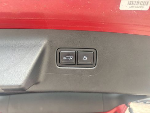 Used 2025 Hyundai Santa Fe SEL AWD/4WD image 19