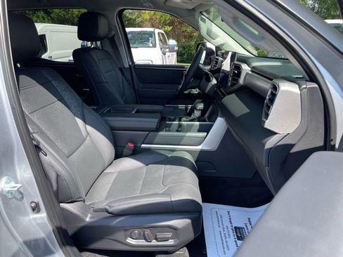 Used 2024 Toyota Tundra Limited image 17