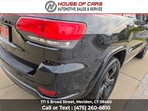 Used 2015 Jeep Grand Cherokee Altitude AWD/4WD image 14