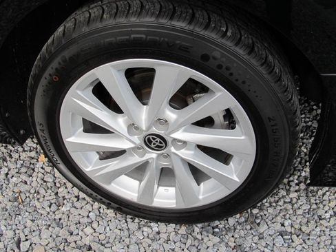 Used 2023 Toyota Camry LE image 15