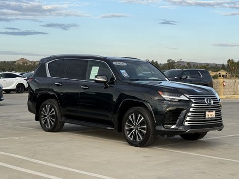 Used 2024 Lexus LX 600 4WD w/ Interior Upgrade Package image 2