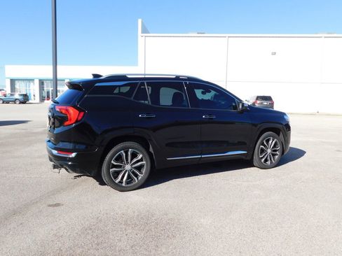Used 2020 GMC Terrain Denali w/ Denali Premium Package image 3