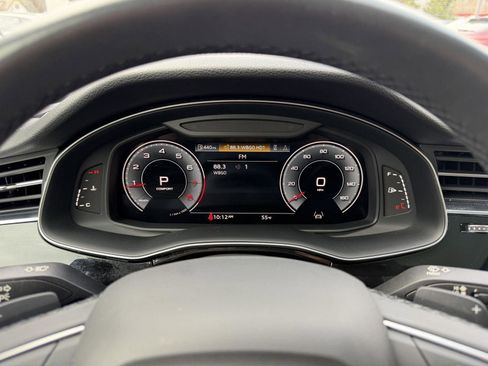 Used 2023 Audi Q7 2.0T Premium Plus w/ Premium Plus Package AWD/4WD image 19