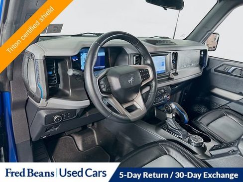 Used 2022 Ford Bronco Black Diamond image 17