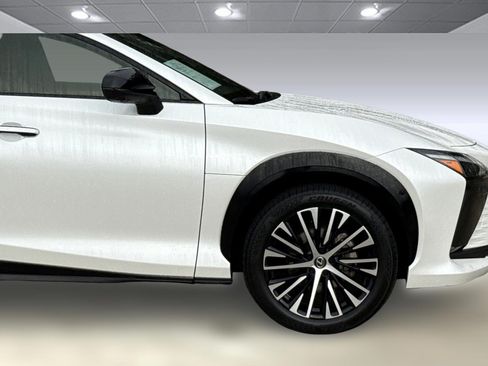 Certified 2023 Lexus RZ 450e Premium w/ Technology Package AWD/4WD image 35