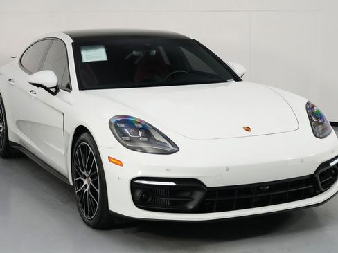 Used 2023 Porsche Panamera Platinum Edition w/ Smoking Package image 59