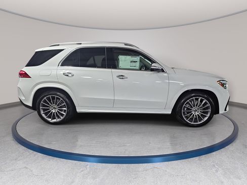 New 2026 Mercedes-Benz GLE 450 4MATIC image 4