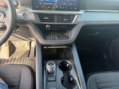 Used 2025 Ford Explorer ST-Line w/ Premium Package RWD image 24