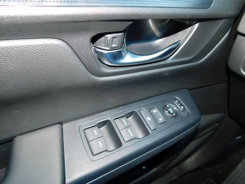 Used 2025 Honda CR-V Sport image 27