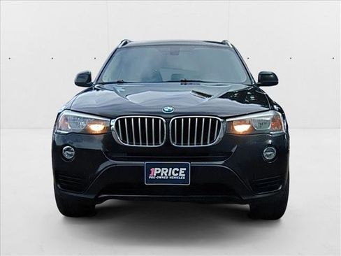 Used 2017 BMW X3 xDrive28i image 2