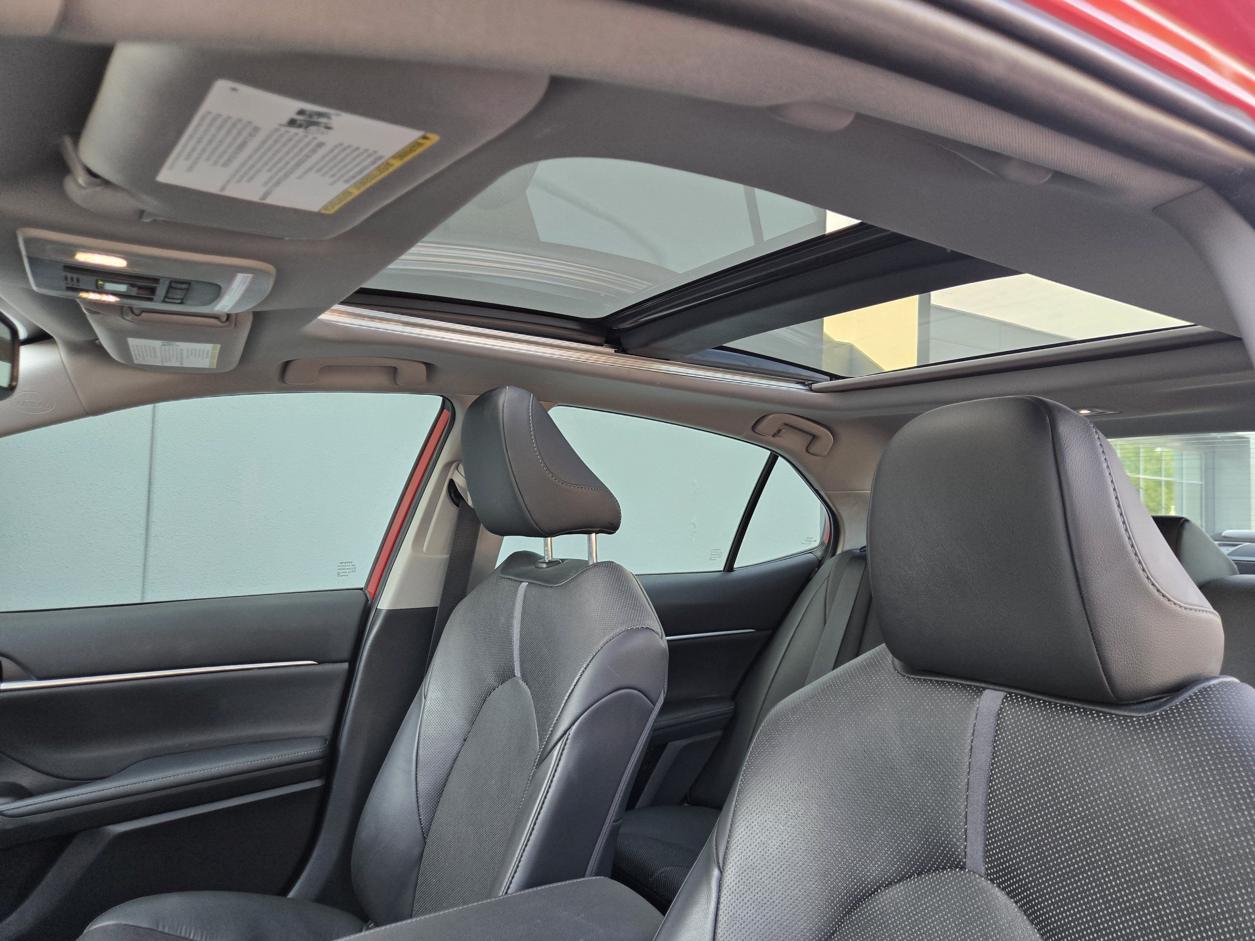 Used 2023 Toyota Camry XLE w/ Navigation Package FWD image 30