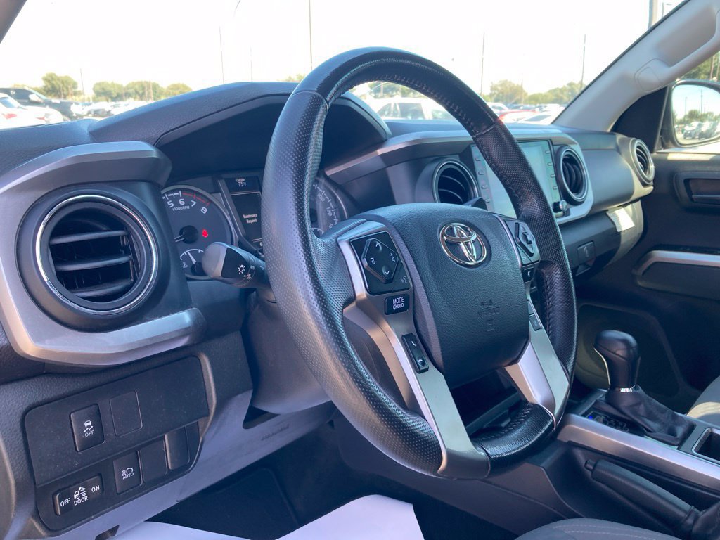 Used 2023 Toyota Tacoma SR5 RWD image 8