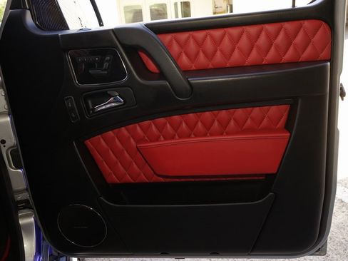 Used 2015 Mercedes-Benz G 63 AMG 4MATIC image 18