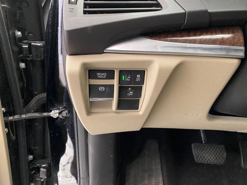 Used 2017 Acura MDX SH-AWD w/ Technology Package image 18