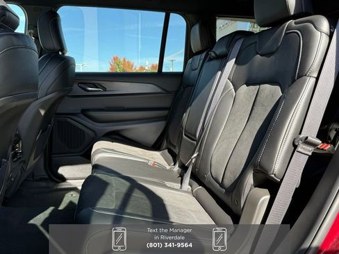 New 2025 Jeep Grand Cherokee L Altitude image 25