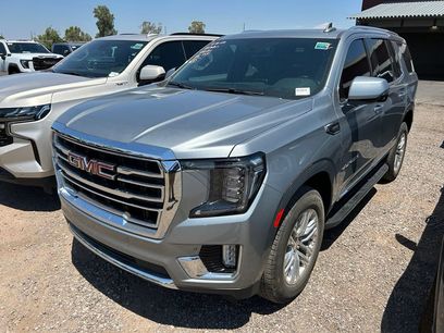 Used 2024 GMC Yukon SLT w/ SLT Premium Package