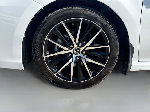 Used 2023 Toyota Camry SE image 29