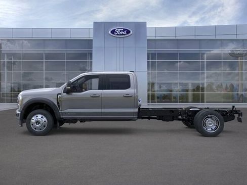 New 2026 Ford F450 Lariat AWD/4WD image 3