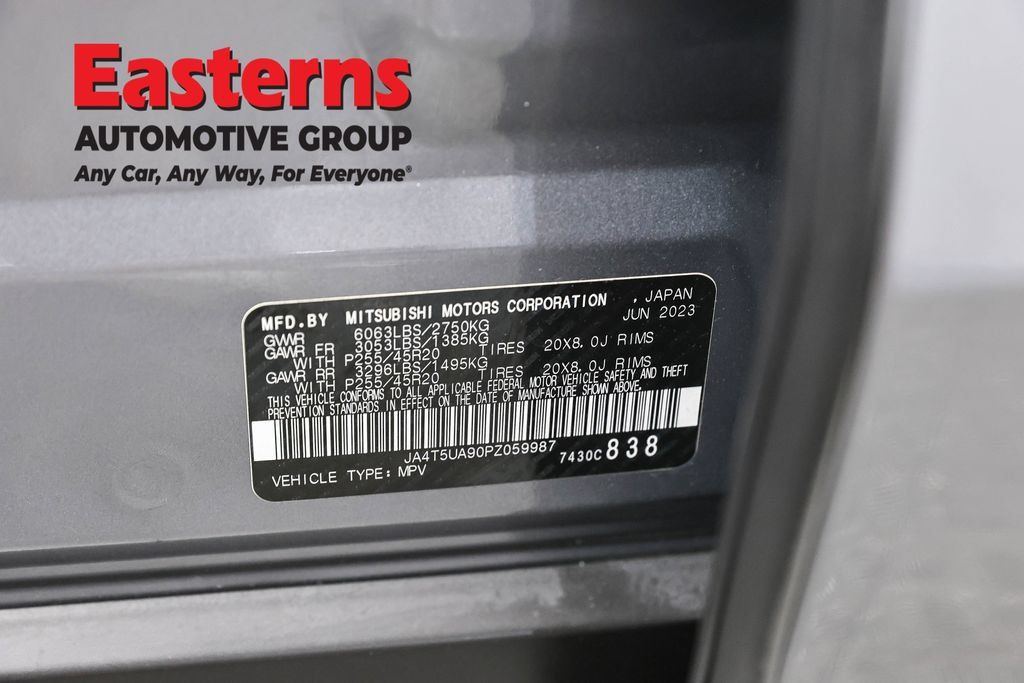 Used 2023 Mitsubishi Outlander SE AWD/4WD image 38