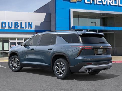 New 2026 Chevrolet Traverse LT image 4