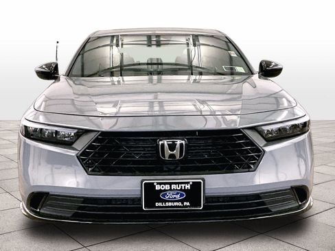 Used 2024 Honda Accord Sport image 3