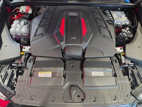 New 2026 Audi SQ8 Prestige image 11