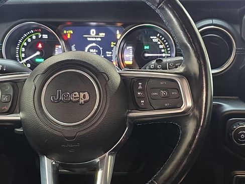 Used 2022 Jeep Wrangler Unlimited Rubicon 4xe w/ Cold Weather Group image 21