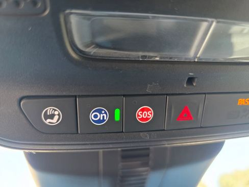 Certified 2025 GMC Acadia Elevation image 25