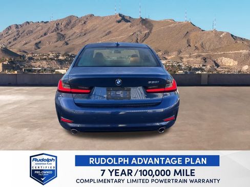 Used 2022 BMW 330i Sedan w/ Driving Assistance Package image 4