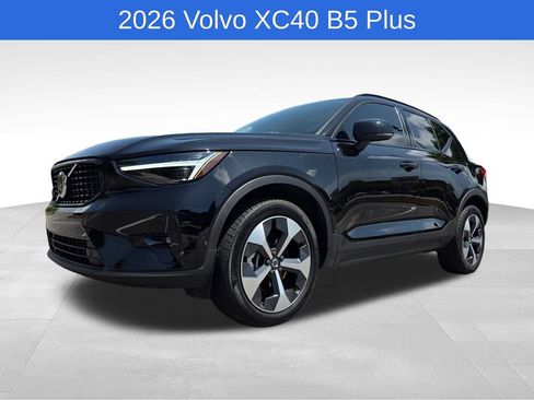 Used 2026 Volvo XC40 B5 Plus AWD/4WD image 9